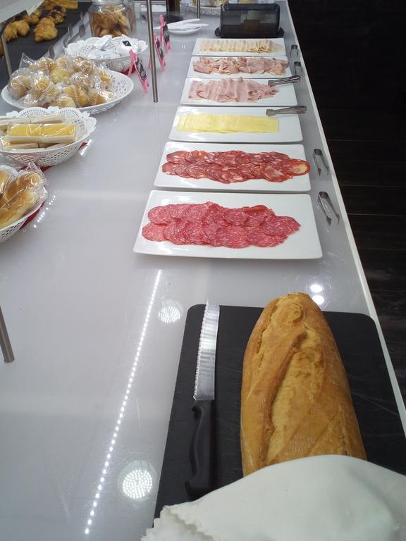 Nap Oviedo Hotel Екстериор снимка