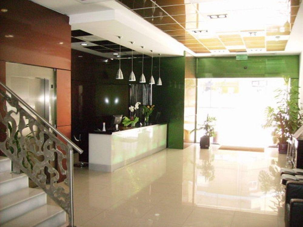 Nap Oviedo Hotel Екстериор снимка