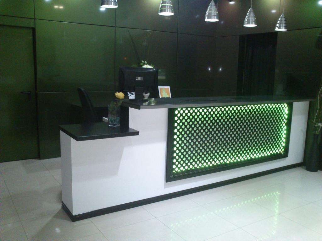 Nap Oviedo Hotel Екстериор снимка